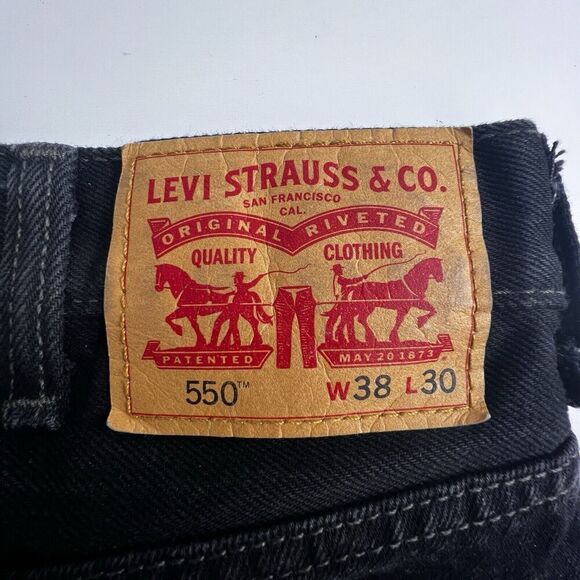 Levis 550 Jeans Mens Black Relaxed Fit Straight Leg Denim Size 38x30 - Picture 6 of 8
